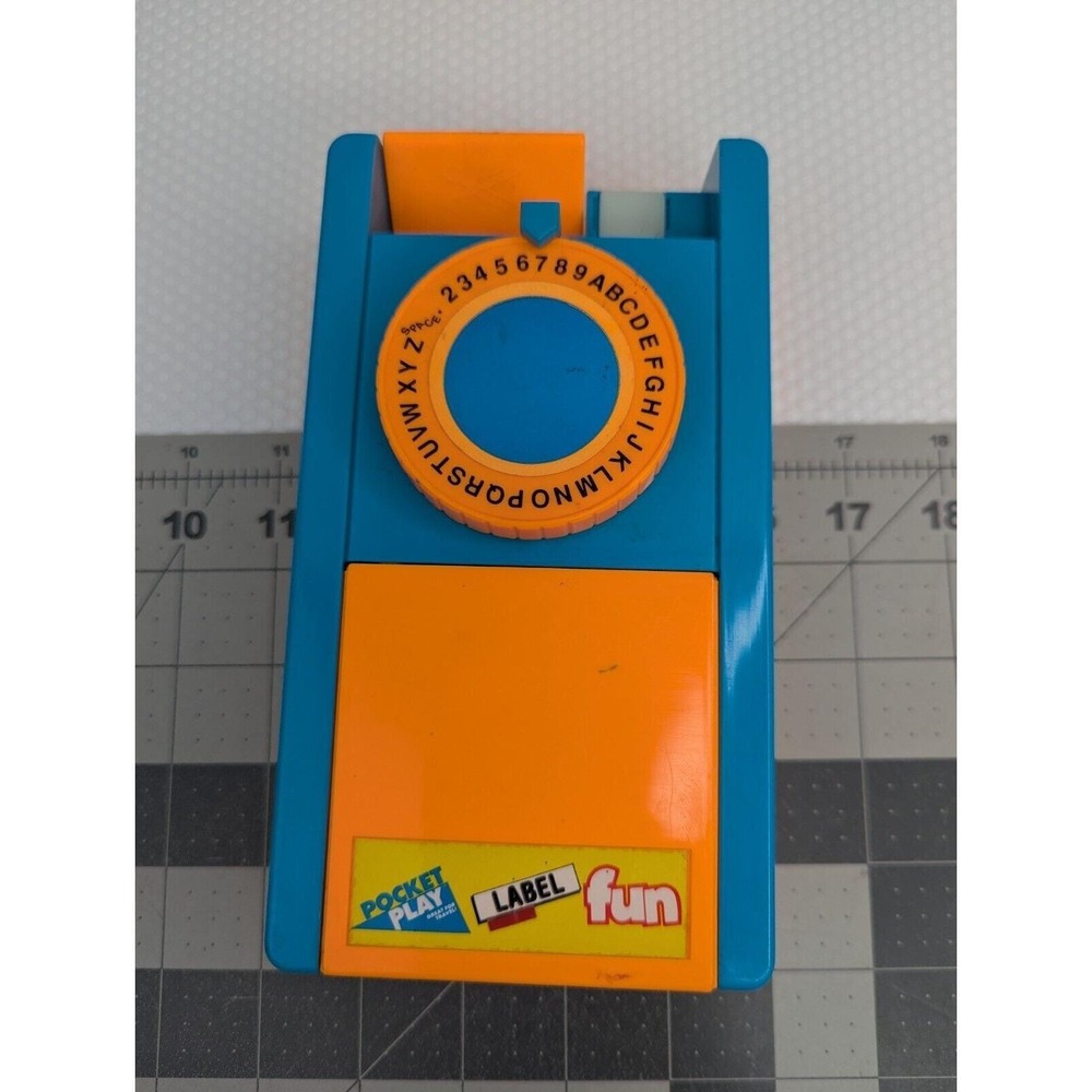 Galoob Pocket Play Label Fun Maker 1992‎